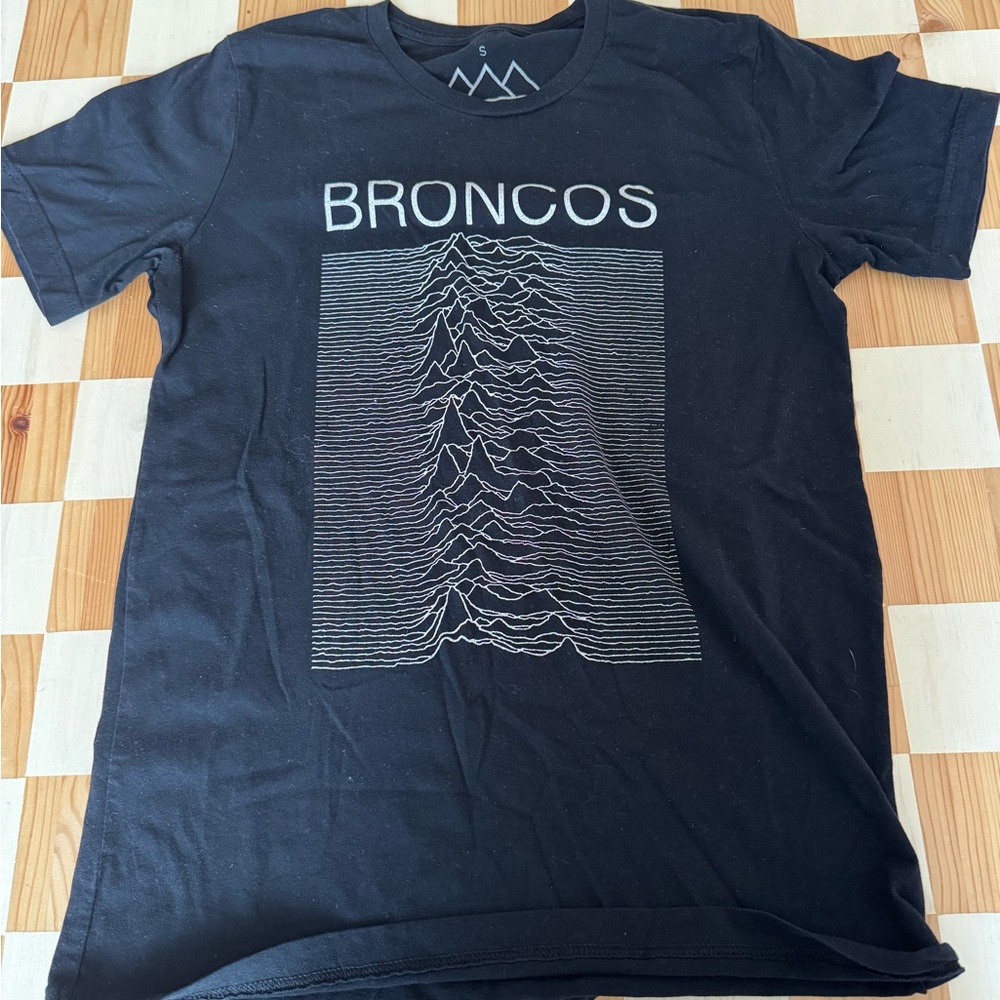 Black Broncos Graphic T-Shirt